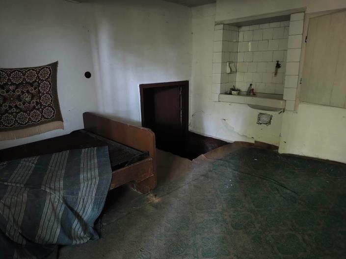 Image No.13-2 Bed House for sale