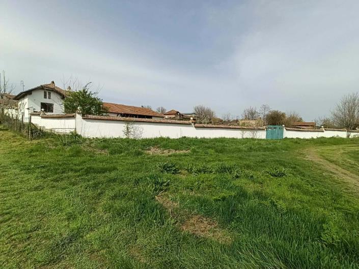Image No.8-3 Bed House for sale