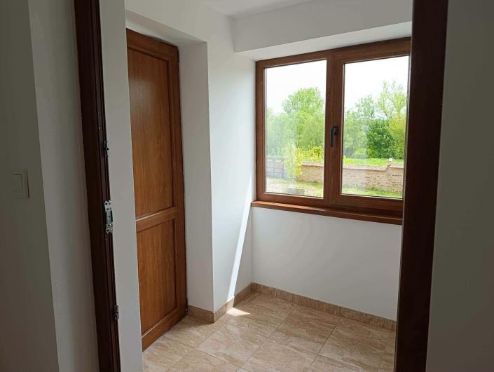 Image No.18-3 Bed House for sale