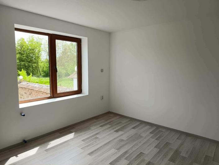Image No.19-3 Bed House for sale