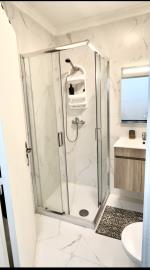 Main-bath