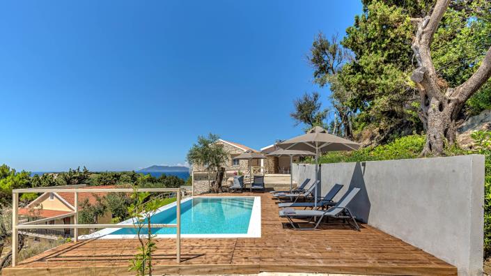 Image No.40-2 Bed Villa for sale