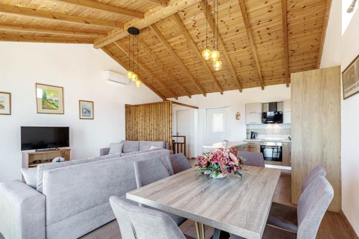 Image No.54-2 Bed Villa for sale