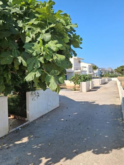 Image No.4-2 Bed House for sale
