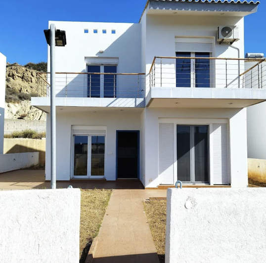 Image No.17-2 Bed House for sale