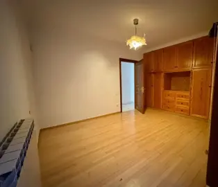 1000071586