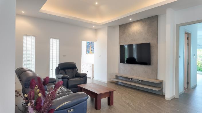 Image No.5-3 Bed Villa for sale