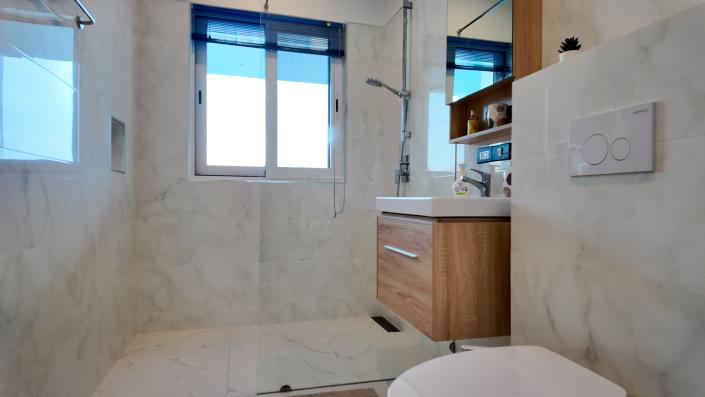 Image No.22-2 Bed Villa for sale