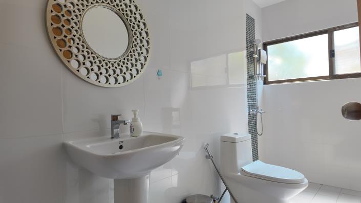 Image No.20-3 Bed House for sale