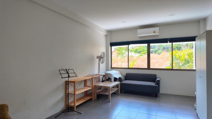 Image No.19-3 Bed House for sale