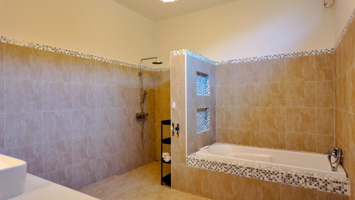 Image No.21-3 Bed House for sale