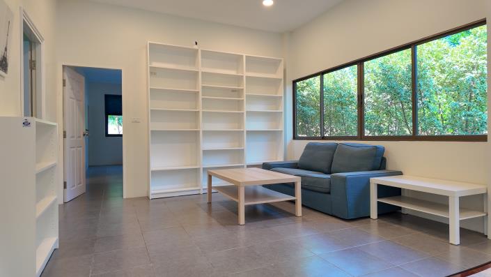 Image No.8-3 Bed House for sale