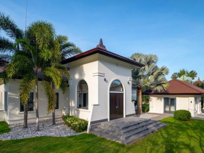 Image No.28-5 Bed Villa for sale