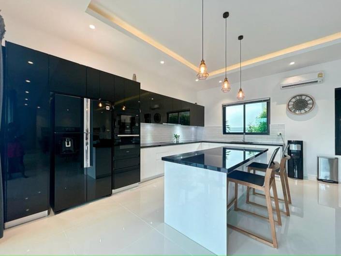 Image No.15-4 Bed Villa for sale