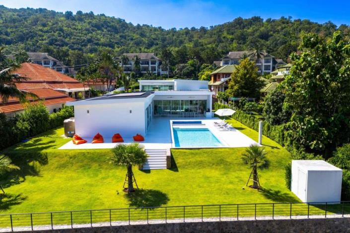 Image No.2-4 Bed Villa for sale