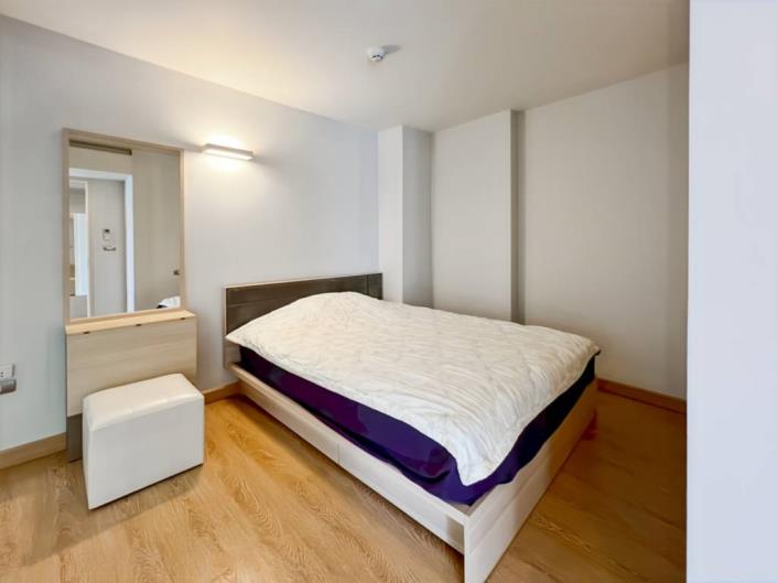 Image No.20-3 Bed Condo for sale