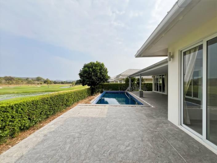 Image No.5-3 Bed Villa for sale