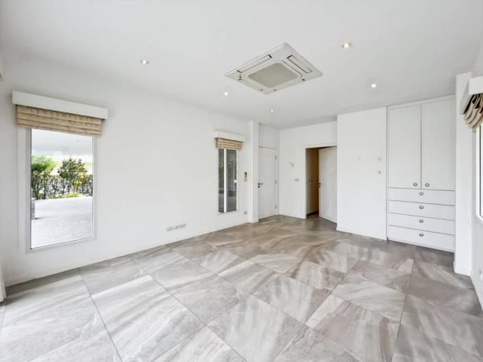 Image No.22-3 Bed Villa for sale