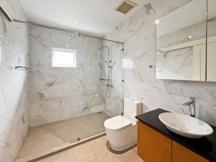 Image No.27-3 Bed Villa for sale