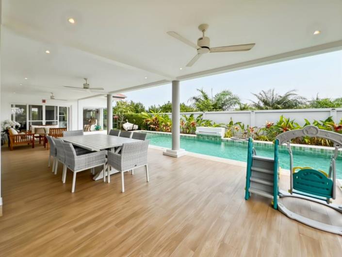 Image No.7-4 Bed Villa for sale