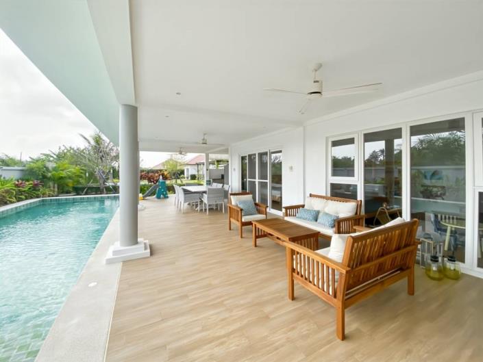 Image No.6-4 Bed Villa for sale