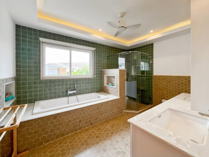 Image No.27-4 Bed Villa for sale