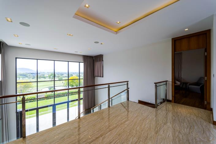 Image No.20-5 Bed Villa for sale