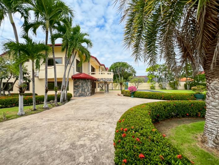 Image No.4-4 Bed Villa for sale