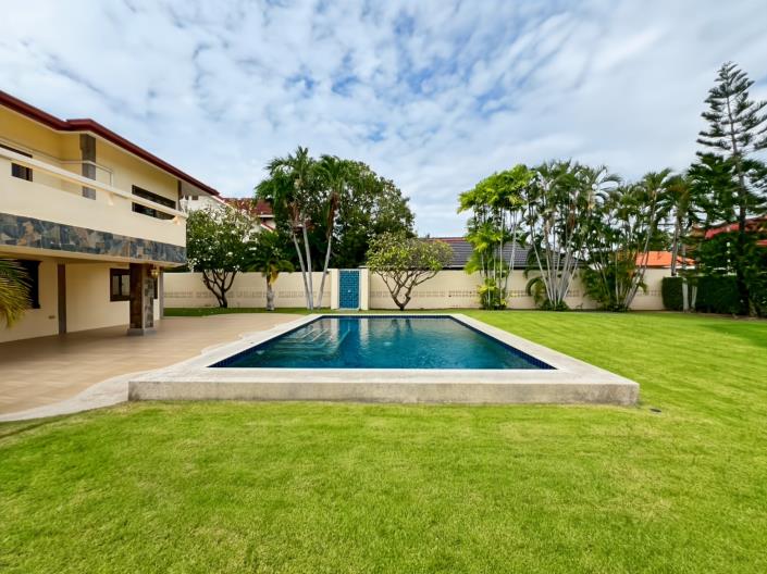 Image No.3-4 Bed Villa for sale