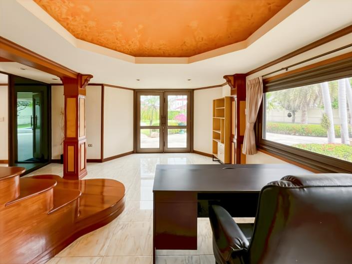 Image No.12-4 Bed Villa for sale