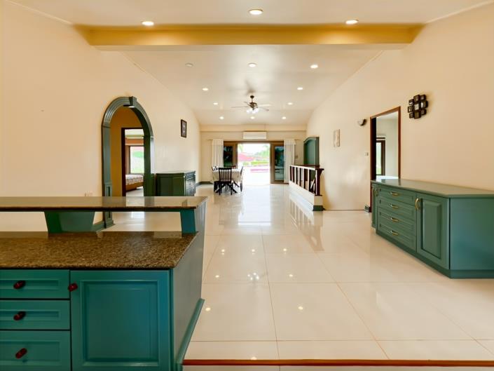 Image No.21-4 Bed Villa for sale