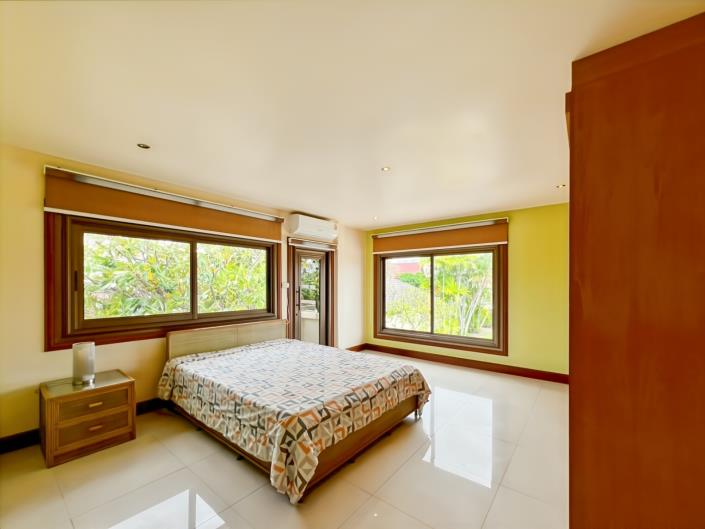 Image No.22-4 Bed Villa for sale