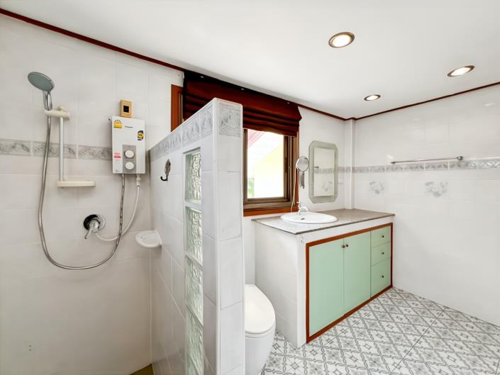 Image No.24-4 Bed Villa for sale