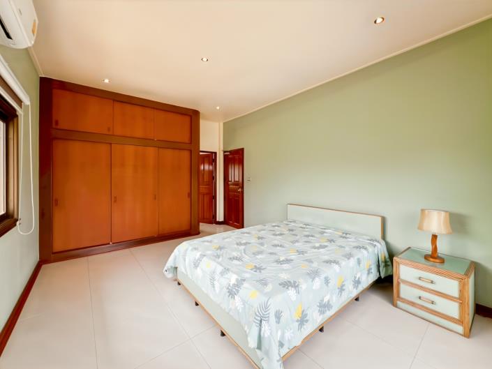 Image No.25-4 Bed Villa for sale