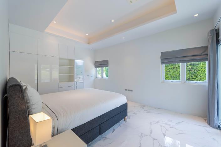 Image No.28-3 Bed Villa for sale