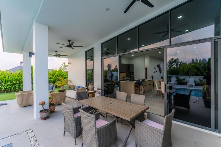 Image No.9-4 Bed Villa for sale