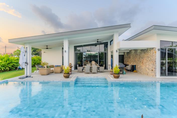 Image No.3-4 Bed Villa for sale