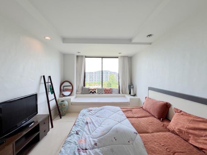 Image No.18-3 Bed Apartment for sale