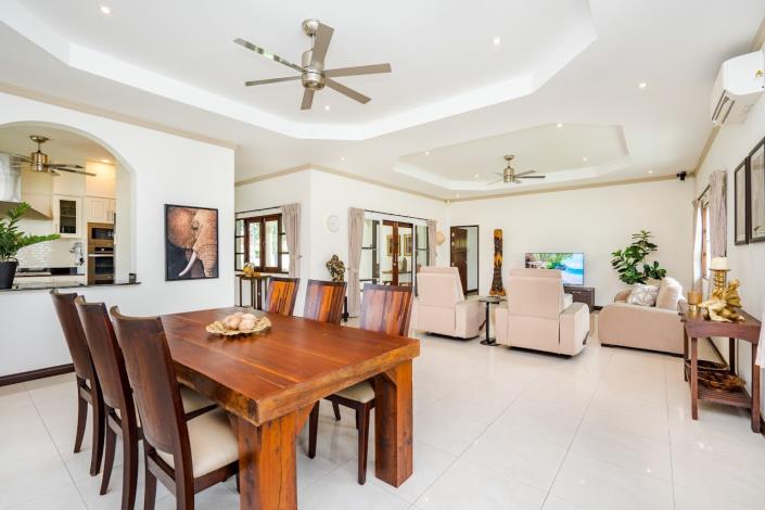 Image No.11-4 Bed Villa for sale