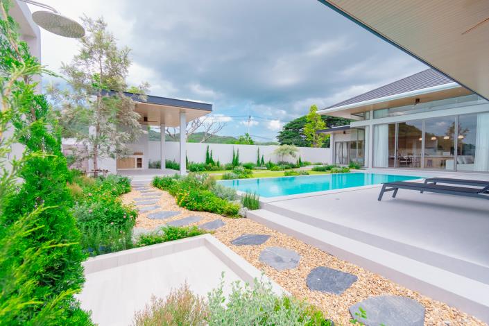 Image No.3-4 Bed Villa for sale