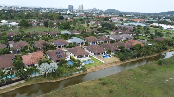 Image No.26-3 Bed Villa for sale