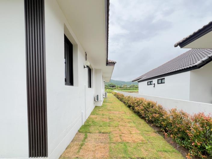 Image No.24-3 Bed Villa for sale