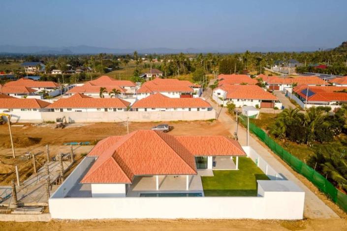 Image No.12-3 Bed Villa for sale