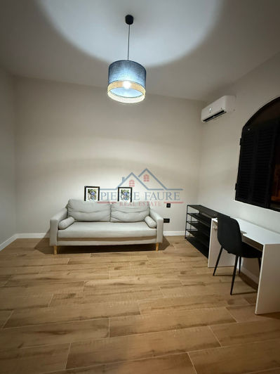 Image No.2-Appartement de 2 chambres à vendre à Pembroke