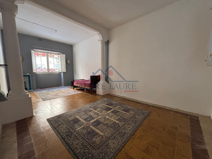 Image No.3-Appartement de 2 chambres à vendre