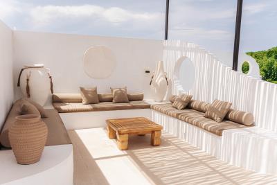 13_12-rooftop-sunken-lounge