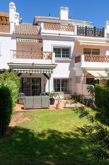 Image No.3-4 Bed Townhouse for sale