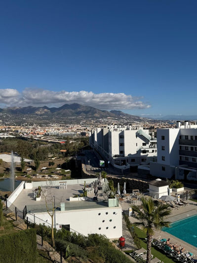 Image No.17-3 Bed Apartment for sale