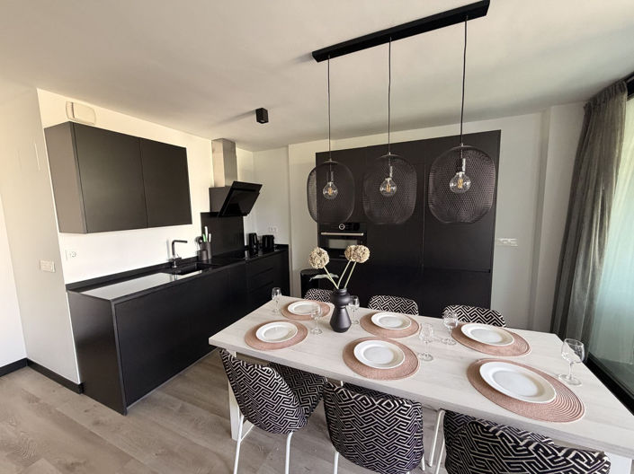 Image No.14-3 Bed Apartment for sale