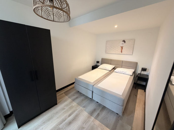 Image No.18-3 Bed Apartment for sale